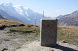 A vrcholné sedlo Col de Balme (2191m), které představuje hranici mezi Francií a Švýcarskem