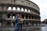 ...Později se mu začalo říkat Koloseum podle kolosální Neronovy sochy, která stála poblíž... [Hezké duo] :-)
