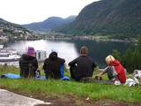 Večeře nad fjordem (a Sogndalem)